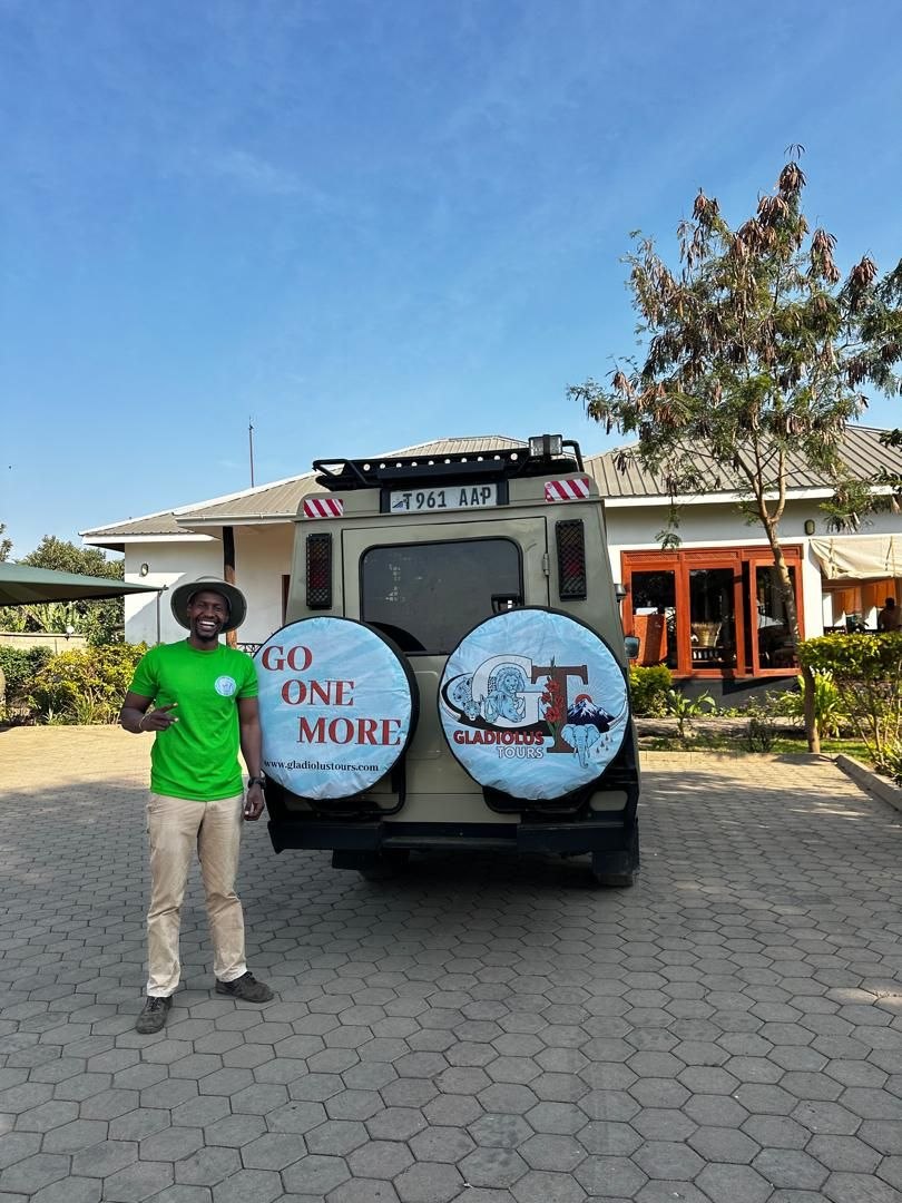 Sunday Mtui — Co-Founder & Lead Safari Specialist